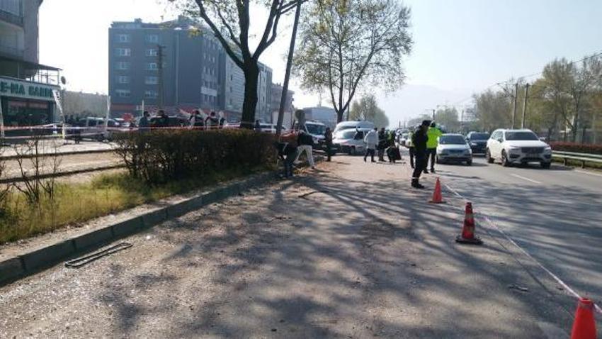 Bursa'da infaz koruma memurlarını taşıyan otobüste patlama