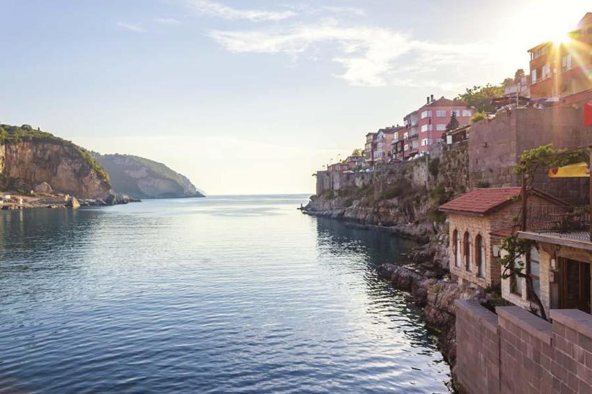 Türkiye'de nüfusu en kalabalık ilçe, 57 şehri geride bıraktı! İşte nüfusu en kalabalık ilçelerin listesi...