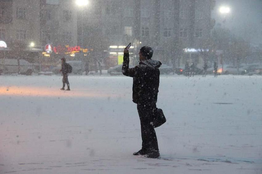 Türkiye'de nüfusu en kalabalık ilçe, 57 şehri geride bıraktı! İşte nüfusu en kalabalık ilçelerin listesi...
