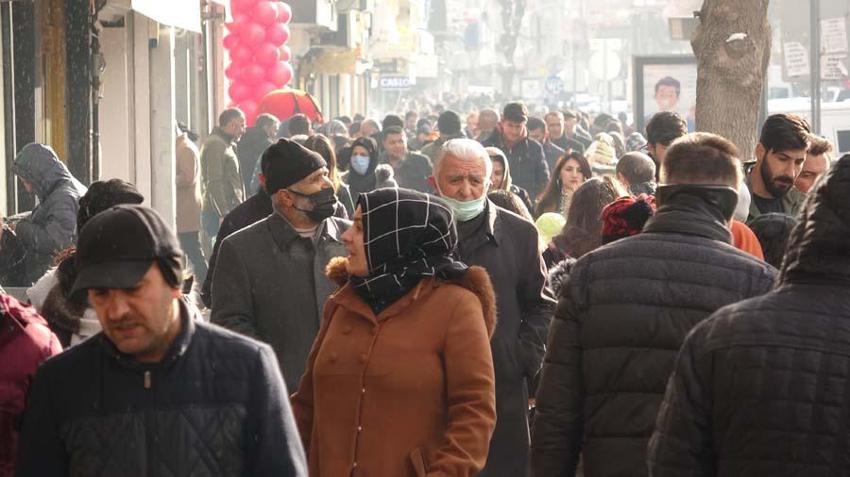Türkiye'de nüfusu en kalabalık ilçe, 57 şehri geride bıraktı! İşte nüfusu en kalabalık ilçelerin listesi...