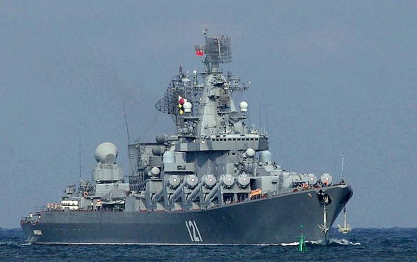 Rus donanmasının amiral gemisi Azak Denizi'nde batarken ABD uçağı menzildeydi! 'En büyük darbe' ortaya çıktı