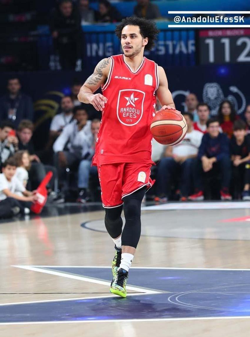 Fenerbahçe'den dengeleri değiştirecek transfer hamlesi! Anadolu Efes'in yıldızı Shane Larkin ile görüşme tarihi belli oldu...
