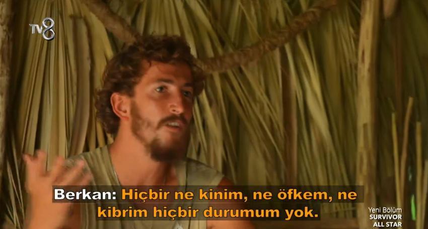 Survivor'da beklenen kararın ardından ilginç anlar! Herkesin önünde özür diledi!