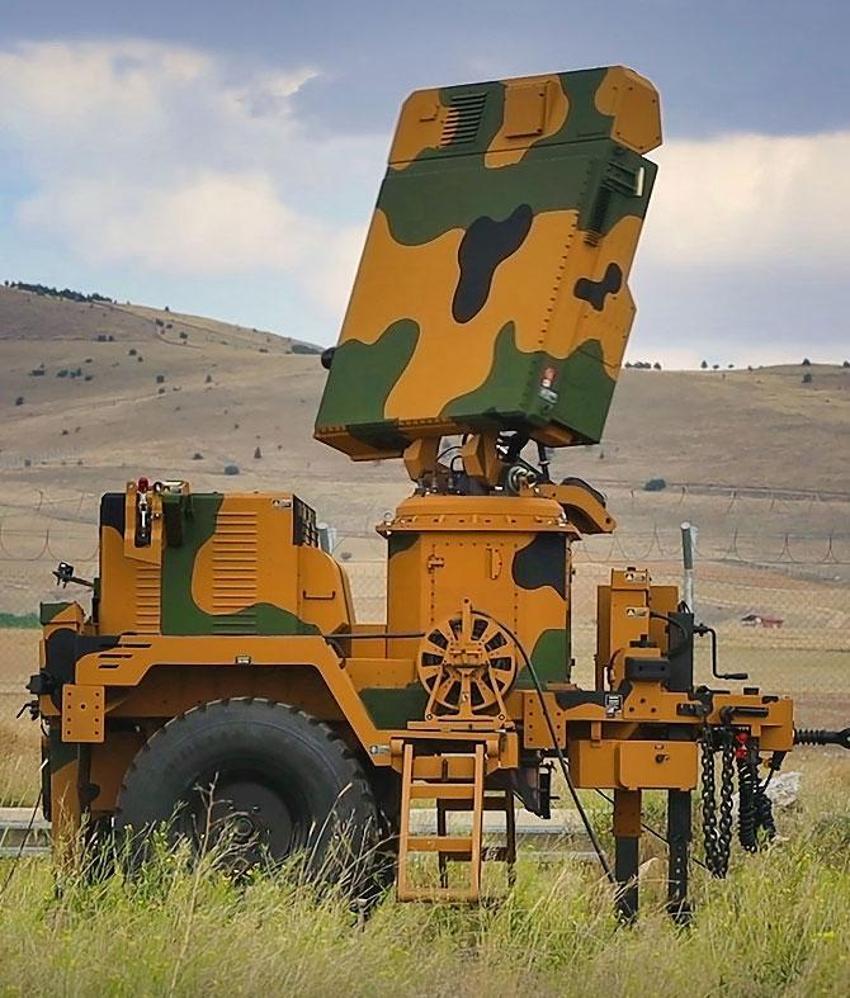 Türkiye'nin yeni gücü görev başında! Milli radar KALKAN 100 hedefi aynı anda tespit ediyor...