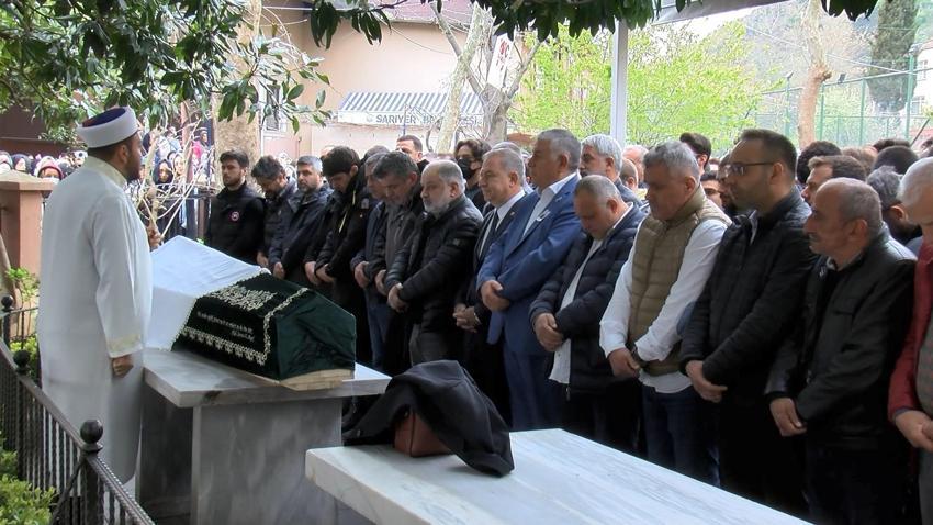 Ünlü iş insanının kızı Öykü Koçali son yolculuğuna uğurlandı