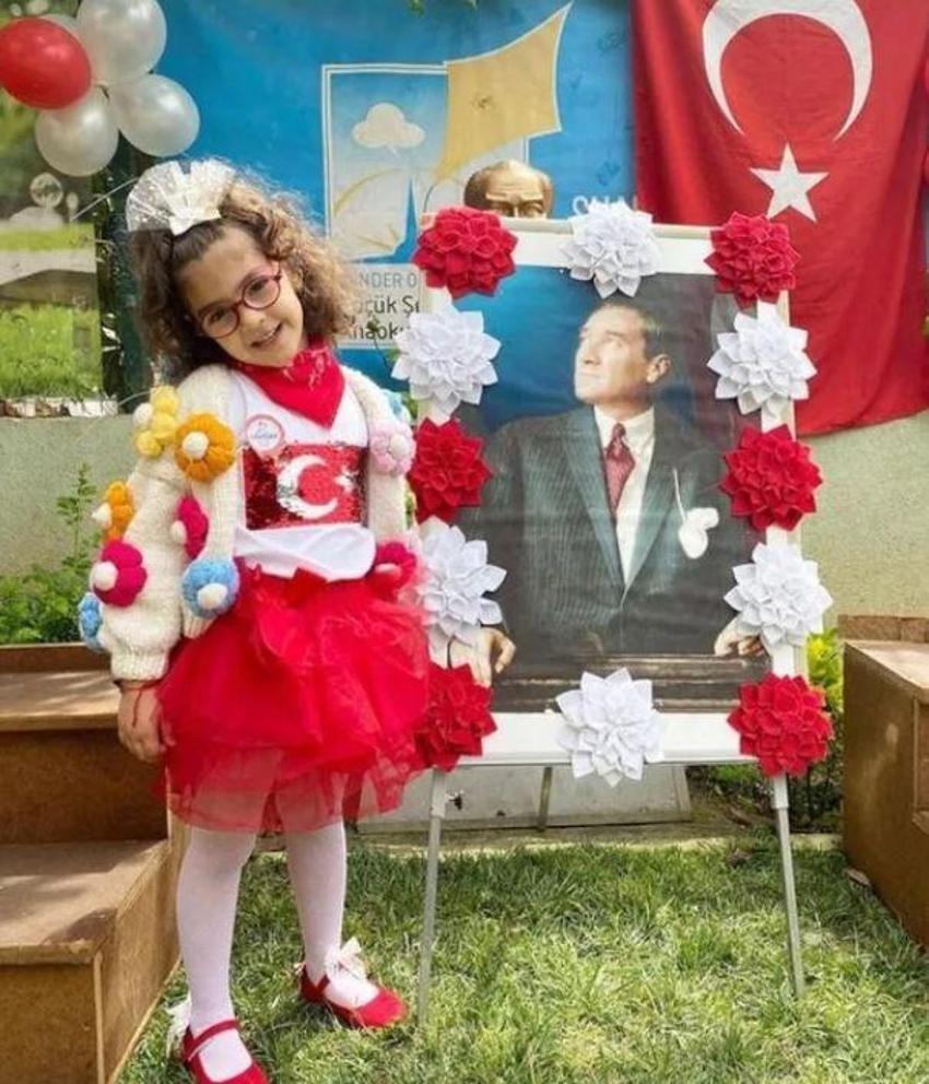 Ünlü isimlerin 23 Nisan Ulusal Egemenlik ve Çocuk Bayramı paylaşımları