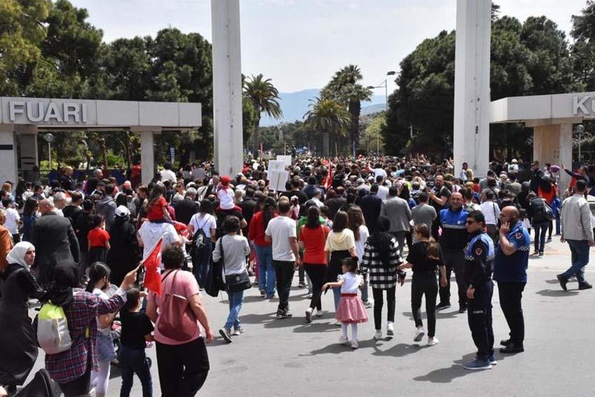 23 Nisan Ulusal Egemenlik ve Çocuk Bayramı tüm Türkiye’de coşkuyla kutlandı