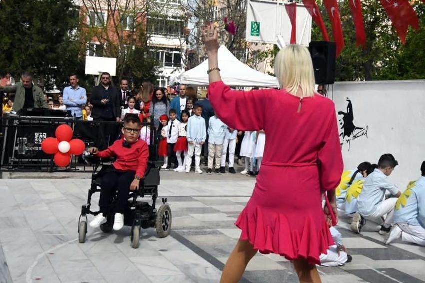 23 Nisan Ulusal Egemenlik ve Çocuk Bayramı tüm Türkiye’de coşkuyla kutlandı