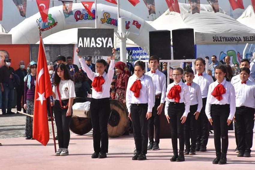 23 Nisan Ulusal Egemenlik ve Çocuk Bayramı tüm Türkiye’de coşkuyla kutlandı