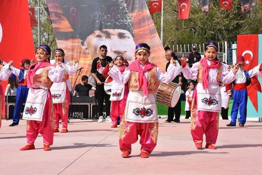23 Nisan Ulusal Egemenlik ve Çocuk Bayramı tüm Türkiye’de coşkuyla kutlandı