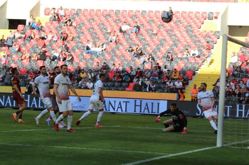 Süper Lig'de yıllarca konuşulacak olay! Tarihi anlar, rakibin gol atmasına izin verdiler, küme düştüler
