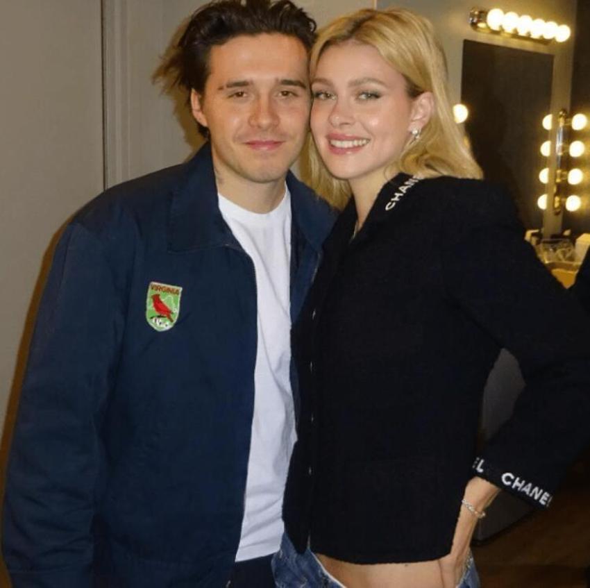 Brooklyn Beckham yüzüğünü yemek yaparken bile çıkarmadı