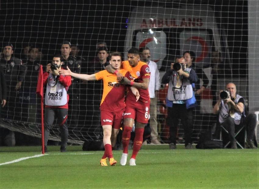 Altay-Galatasaray maçına damga vurdu! Ne yaptın sen Gomis, isyan ettiler! Torrent'ten bomba hamle, Kerem Aktürkoğlu ve Arda Turan...