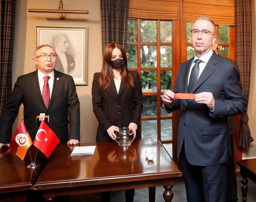 Yeni teknik direktör bombasını açıkladı! 'Eğer bizi ikna ederse...'