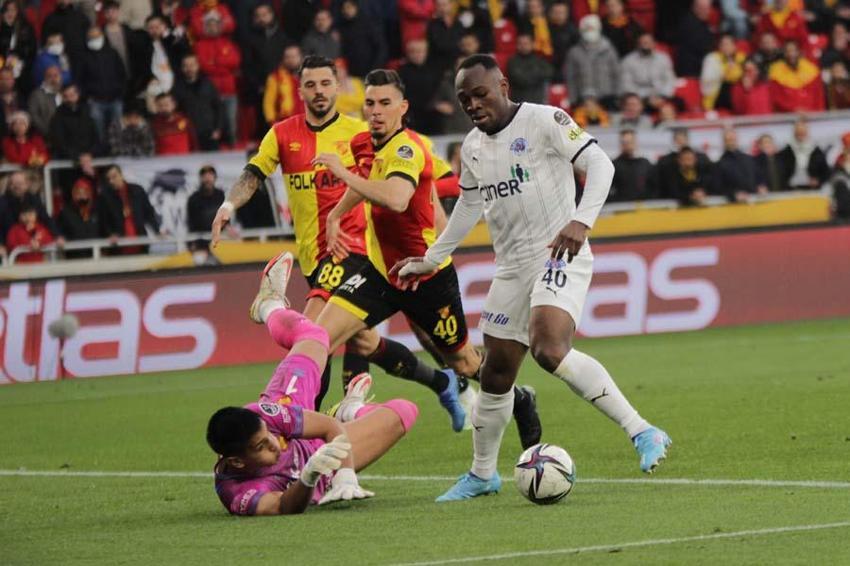 5 bin euro maaşla geldi Süper Lig'de ses getirdi! 10 maçta 11 gol 3 asist