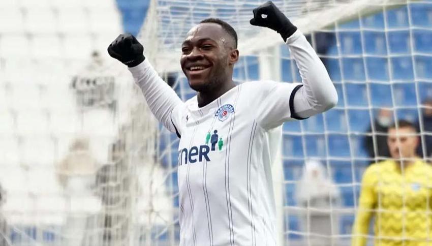 5 bin euro maaşla geldi Süper Lig'de ses getirdi! 10 maçta 11 gol 3 asist