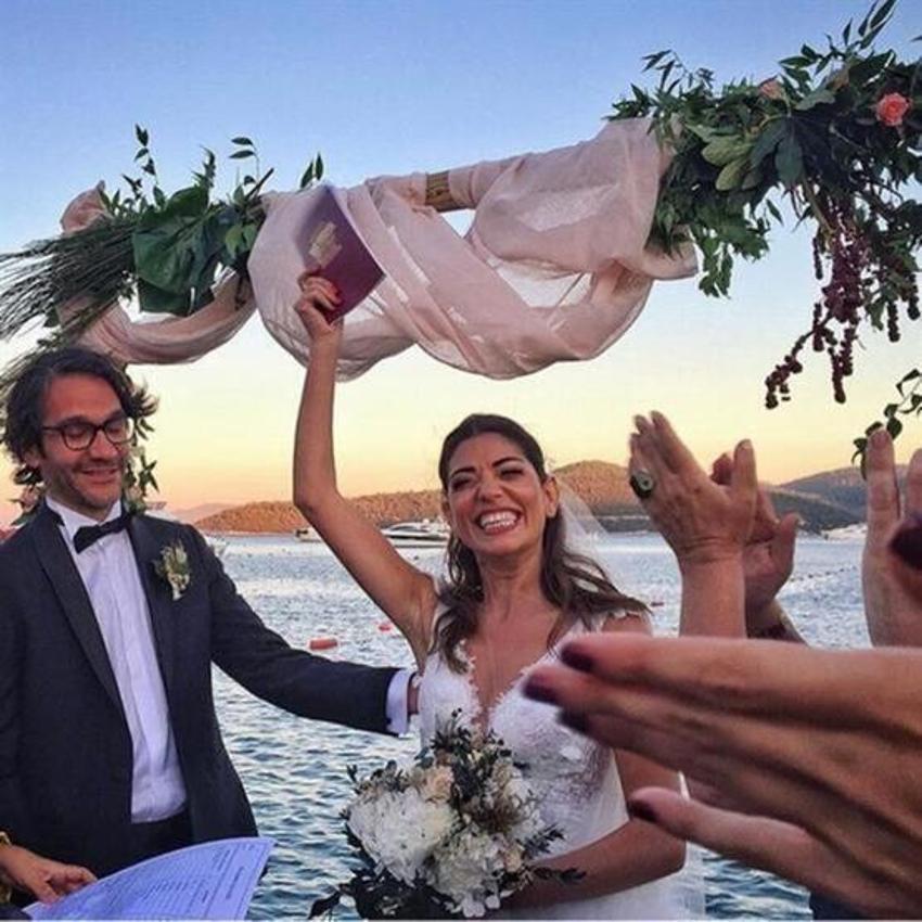 Ceren Monay Fransız eşinden boşandı! 5 yıllık evlilik tek celsede bitti...