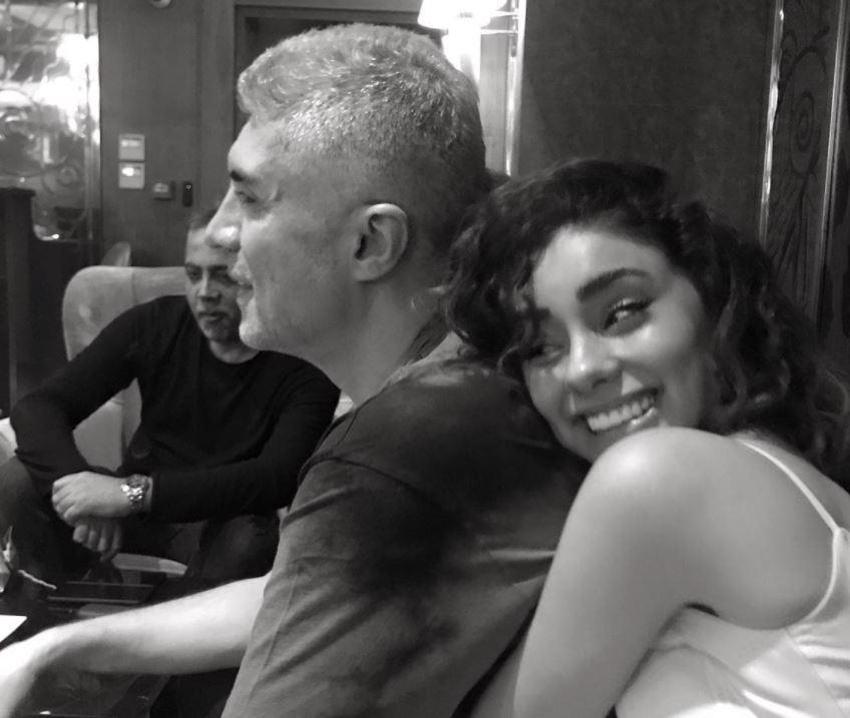 Özcan Deniz'den 23 yaş küçük sevgilisi Samar Dadgar'a evlilik teklifi!