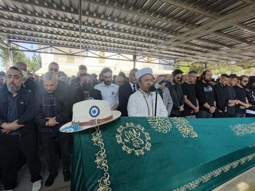 Ünlü Rapçi Beta son yolculuğuna uğurlandı! Acılı anne gözyaşlarına boğuldu...