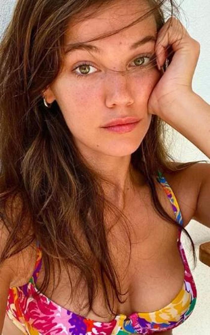 Yargı'nın Ceylin'i Pınar Deniz'den şaşırtan çiçekli paylaşım!