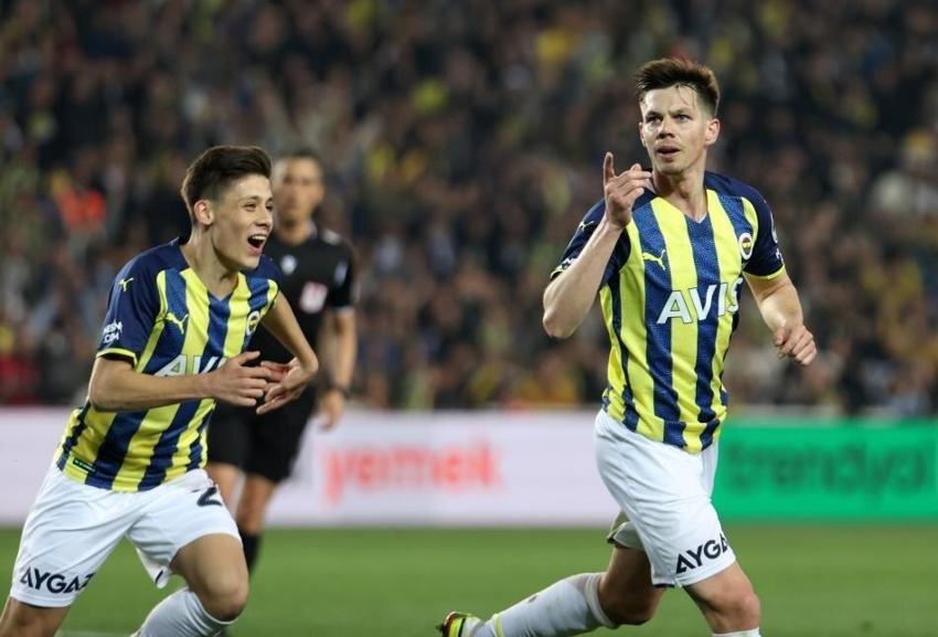 Günün bomba istihbaratı! Şansal Büyüka F.Bahçe'nin yeni teknik direktörünü açıkladı