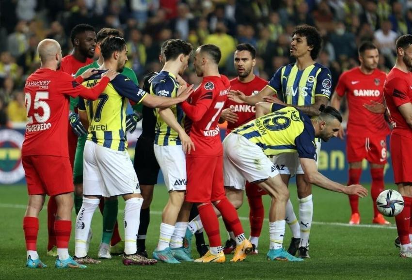 Günün bomba istihbaratı! Şansal Büyüka F.Bahçe'nin yeni teknik direktörünü açıkladı