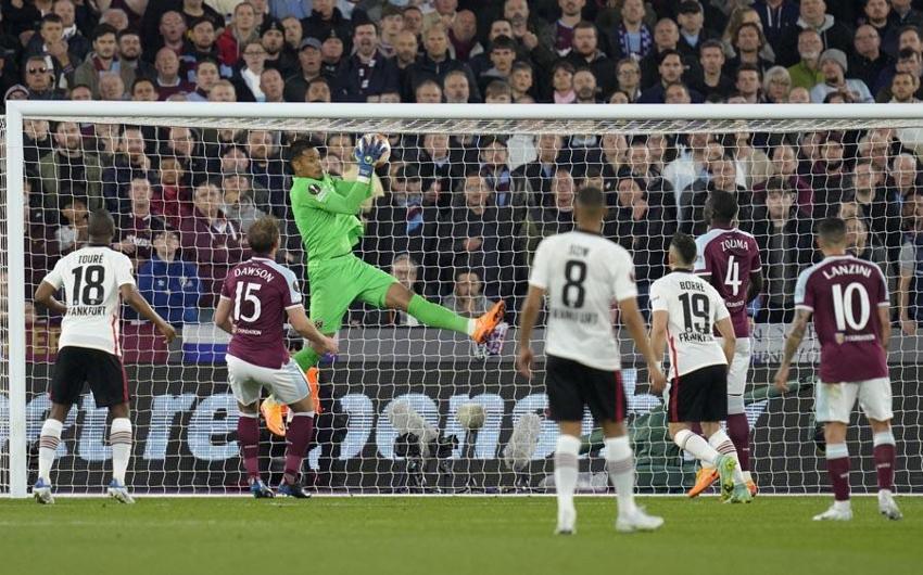 Domenec Torrent'i taklit etti kulüp tarihine geçti! İşin içinde Pelkas da var