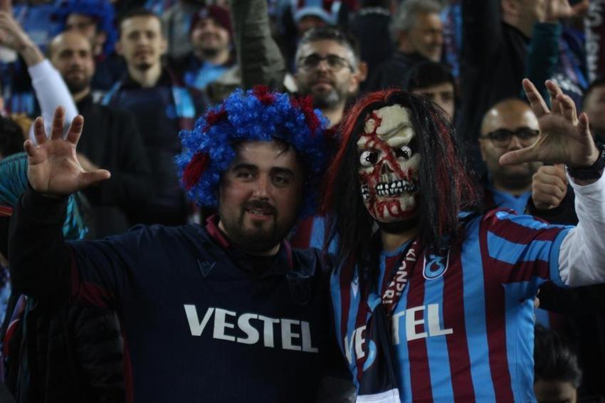 Süper Lig şampiyonu Trabzonspor! Tarihi fark, Abdullah Avcı'nın 15 yıllık kariyerinde bir ilk! 535 gün sonra...