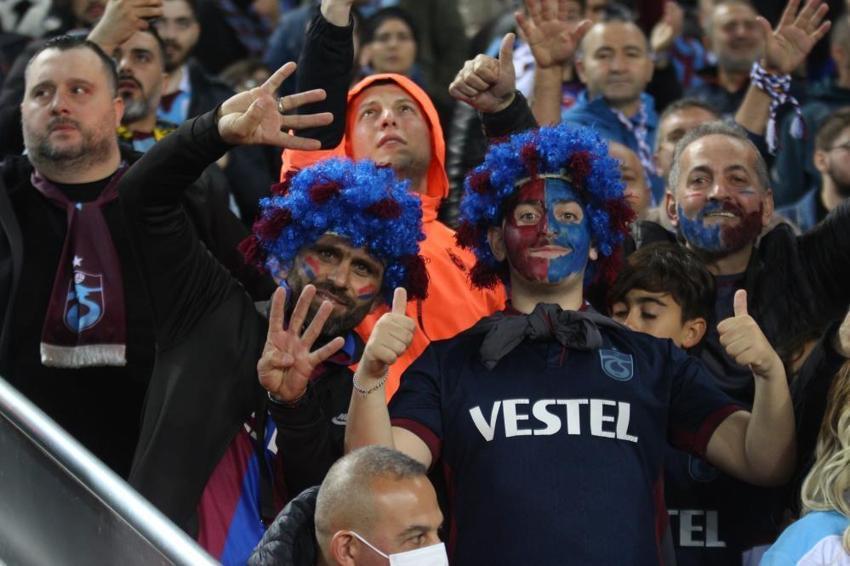 Süper Lig şampiyonu Trabzonspor! Tarihi fark, Abdullah Avcı'nın 15 yıllık kariyerinde bir ilk! 535 gün sonra...