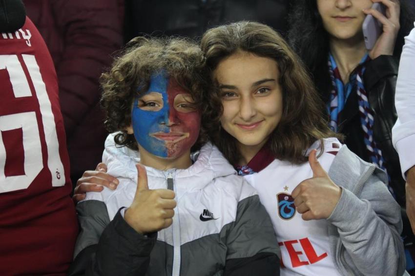 Süper Lig şampiyonu Trabzonspor! Tarihi fark, Abdullah Avcı'nın 15 yıllık kariyerinde bir ilk! 535 gün sonra...