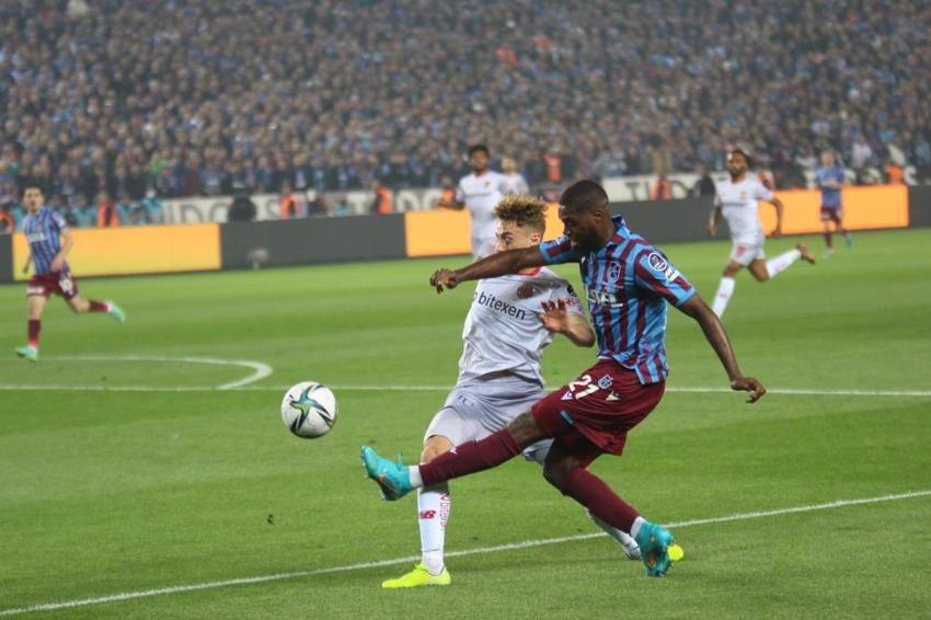 Süper Lig şampiyonu Trabzonspor! Tarihi fark, Abdullah Avcı'nın 15 yıllık kariyerinde bir ilk! 535 gün sonra...
