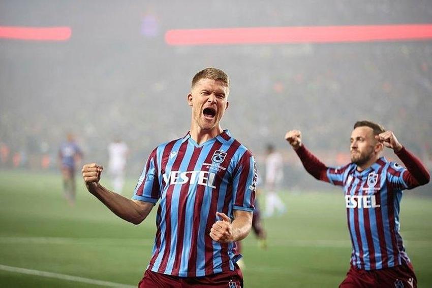 Trabzonspor'un şampiyonluğunda başrolü oynadılar! İşte zaferi getiren o yıldız futbolcular...