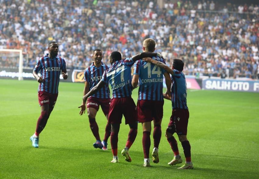 Trabzonspor'da şampiyonluk nasıl geldi? İşte Trabzonspor'un şampiyonluğunun hikayesi, tarihi hamle sonrası...