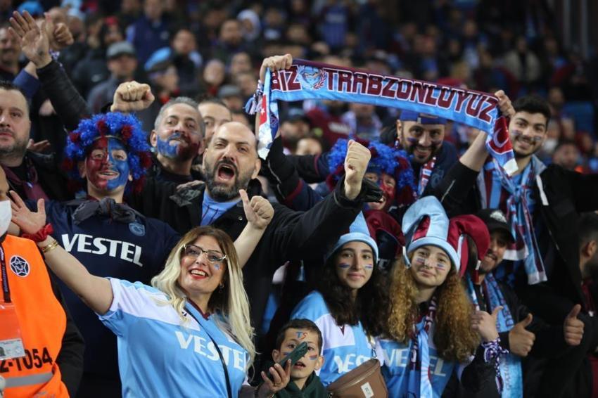Trabzonspor'da şampiyonluk nasıl geldi? İşte Trabzonspor'un şampiyonluğunun hikayesi, tarihi hamle sonrası...