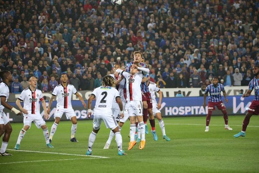 29 maçta 29 gol! Batshuayi ve Larin'in yerine 'Adam' gibi forvet geliyor