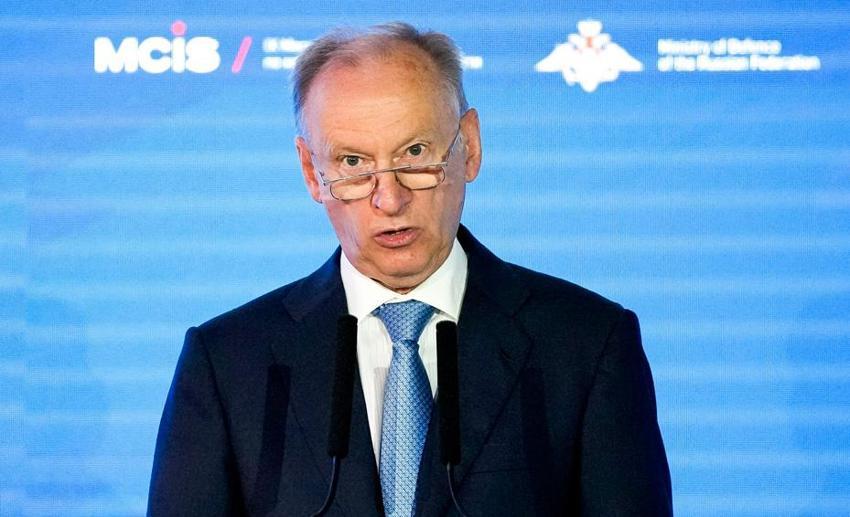 Ukrayna'nın Lviv kentine giden Angeline Jolie siren seslerini duyunca kaçtı!