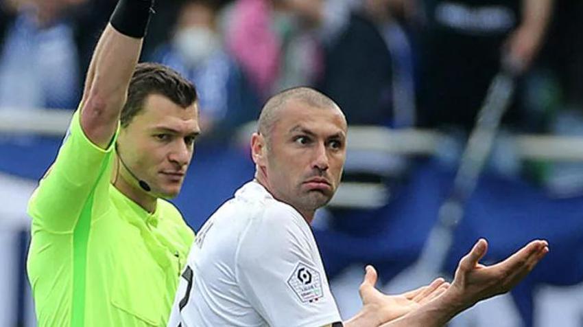 Ne Süper Lig ne ABD! Burak Yılmaz 'çocuklarımın eğitimi' dedi dev kulüple söz kesti!