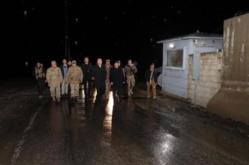 Bakan Soylu güvenlik güçleriyle bayramlaştı