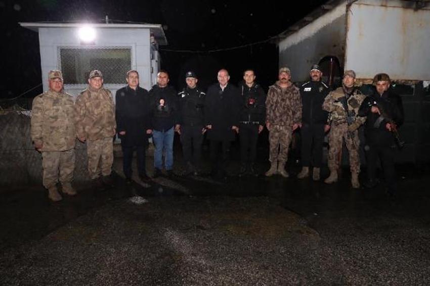 Bakan Soylu güvenlik güçleriyle bayramlaştı