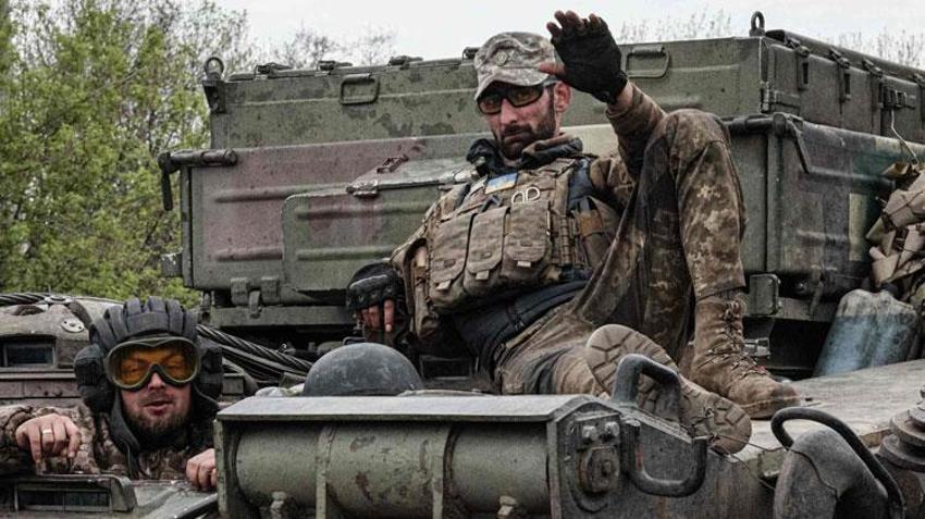 Mariupol'da kritik gelişme! Dünyanın umutla beklediği haber Zelenski'den geldi...