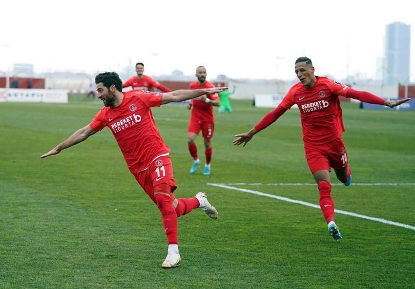 Ümraniyespor'la birlikte Süper Lig'de yeni dönem! 1966'dan bu yana bir ilk: İstanbulspor ve Eyüpspor...