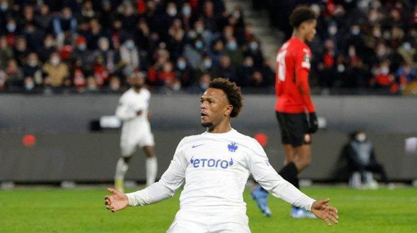 Şaşırtan transfer hamlesi! Kim Min Jae ve Szalai'nin yerine kadro dışı kalmış stoper geliyor