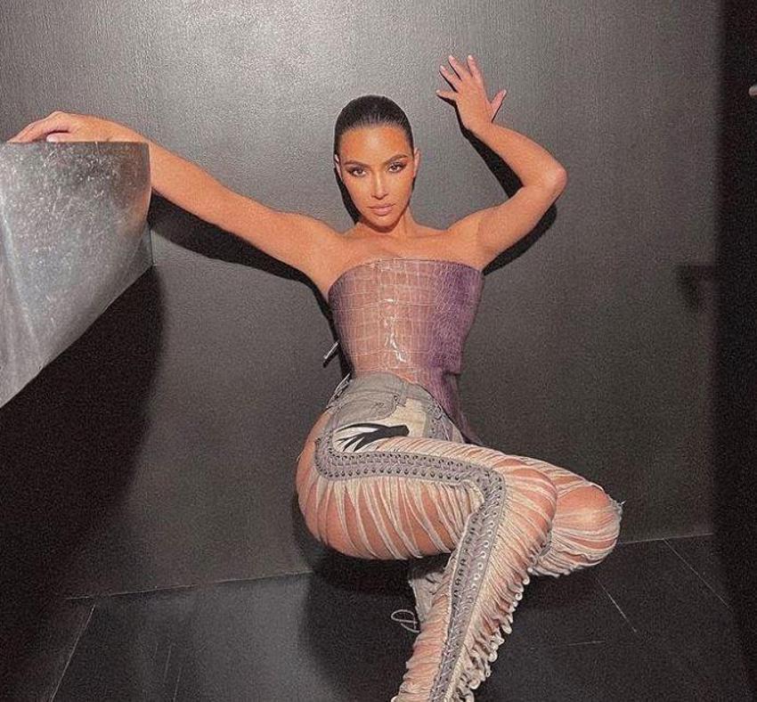 Kim Kardashian ve Blake Lively'den dikkat çeken kıyafetler! Met Gala 2022'ye damga vurdular!