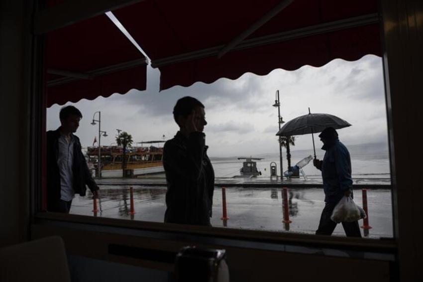 Meteoroloji son dakika açıkladı! Soğuk hava ve yağmur geliyor! Çok kuvvetli olacak, İstanbul, Ankara, İzmir ve birçok ilde...