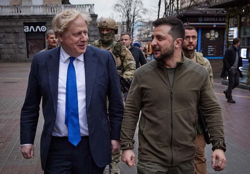 Ukrayna-Rusya savaşında dönüm noktası! ABD Afganistan'dan sonra Ukrayna'ya gönderdi...