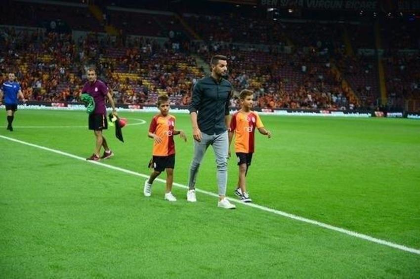 Burak Elmas'a Aykut Kocaman örneğini gösterdi Domenec Torrent'e hak verdi!