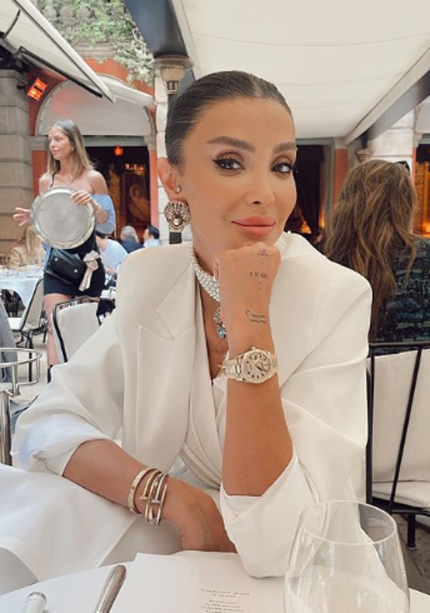 Özge Ulusoy yine kural bozmadı! Bu kez...