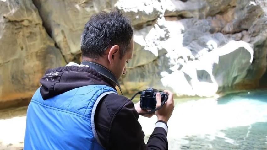 Spil Dağı’nın saklı kanyonu fotoğrafçıların ilgi odağı oldu
