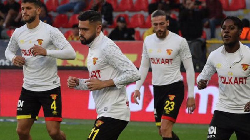 Fatih Terim 1 yıl uğraştı Ali Koç 1 haftada görüşmelere başladı! F.Bahçe'den flaş transfer