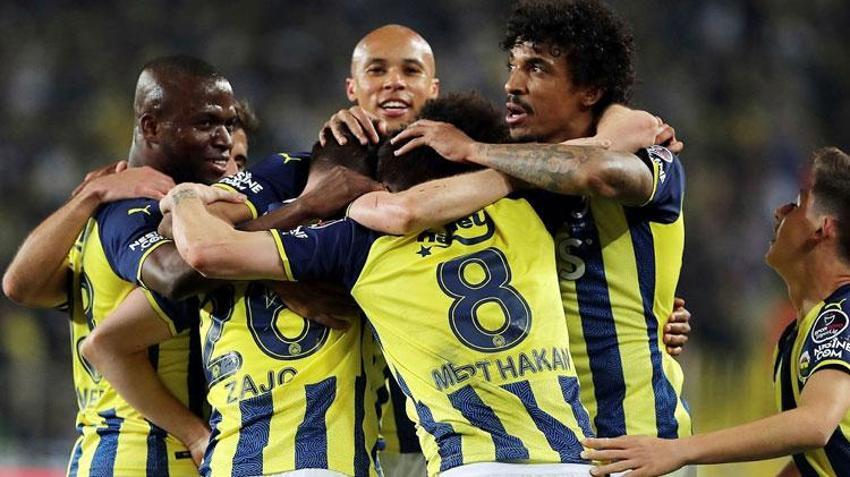 SON DAKİKA ANLAŞMA TAMAM! İşte F.Bahçe'nin 51 yaşındaki yeni hocası